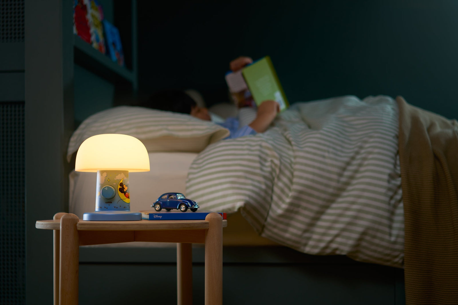 Research findings support the need for a non-alerting light like Lumie Willow for children at bedtime