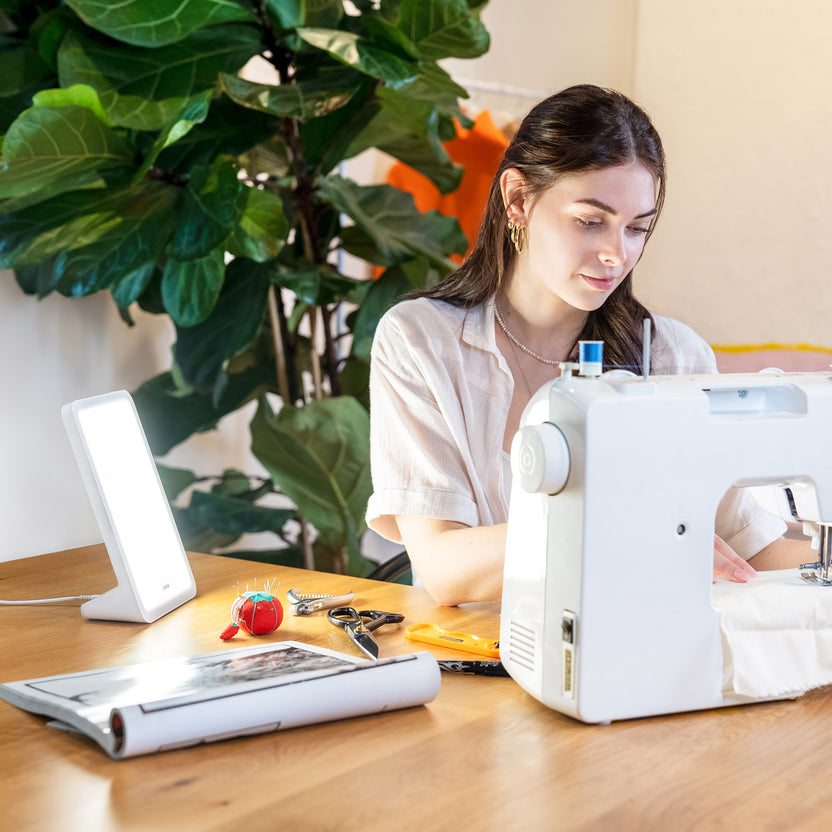 Lumie mini compact 10 000 lux bright light therapy lamp